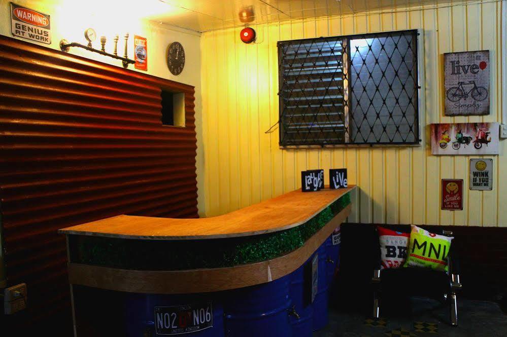 Food District Hostel Cebu Central Esterno foto